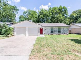 359 W Lakeview Cir, Duncanville, TX 75137