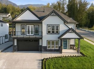 51160 Charlotte Pl, Chilliwack, BC V4Z 0E5