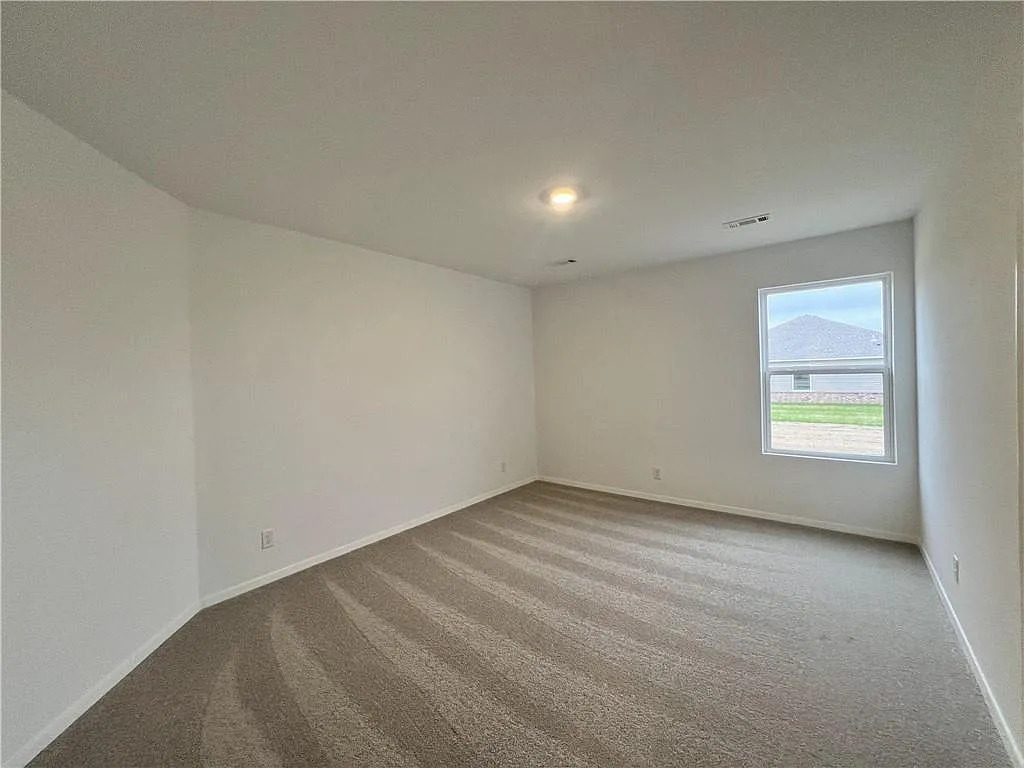 2820 Evans Street - 1 — Photo 3
