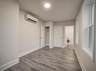 270 E Sharpnack St #39, Philadelphia, PA 19119