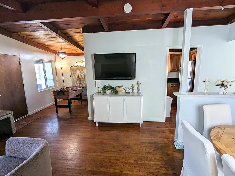 307 Holly St — Photo 6