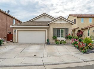 9904 Storm Petrel Ct, Elk Grove, CA 95757