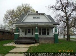 502 S Spruce St, Villa Grove, IL 61956