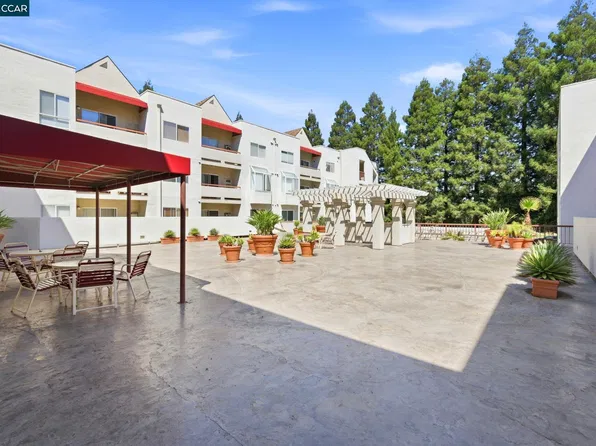3173 Wayside Plz APT 212, Walnut Creek, CA 94597