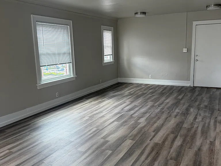 809 S I St #306 — Photo 2