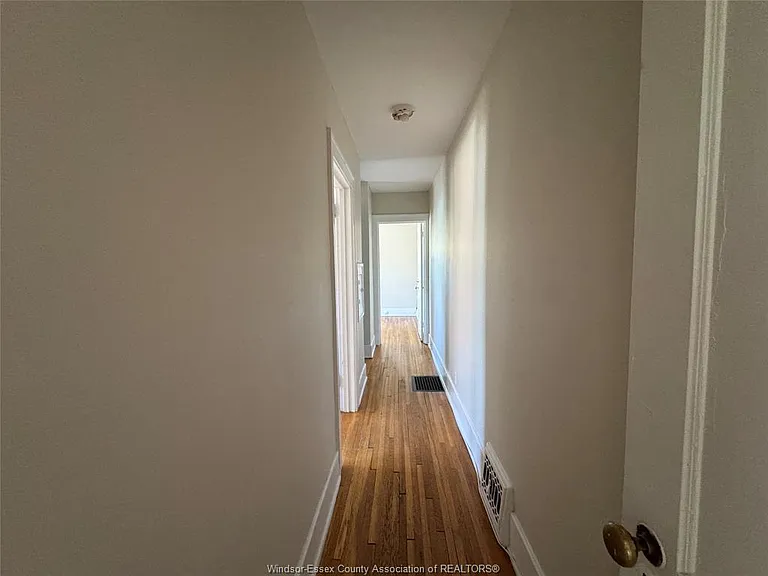 290 Vista Pl #4 — Photo 13