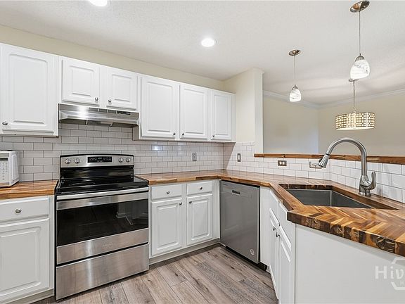 5th image of 3302 Walden Park Drive