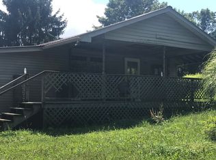 118 Walker St, Ghent, WV 25843