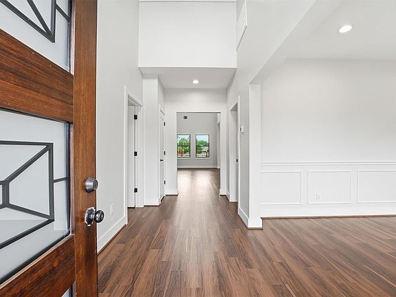 3rd image of 20627 Sunny Shores Dr