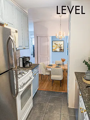 Rented by Level Group | media 14