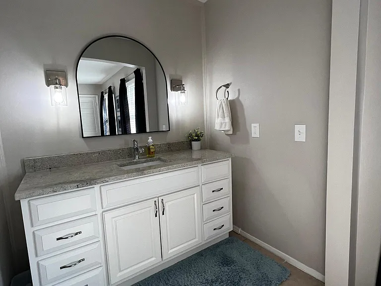 2517 Patriot Way #D — Photo 13