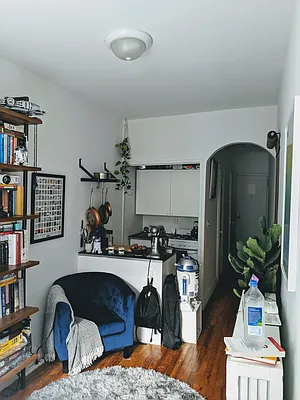 Rented by Green Home NY Realty LLC | media 3