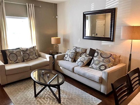 5th image of 2905 Edenshire Way #107