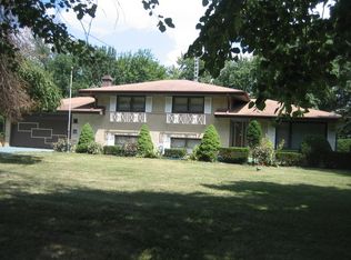 916 Cassie Dr, Joliet, IL 60435