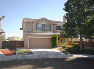 15184 Hallmark Ln, Victorville, CA 92394