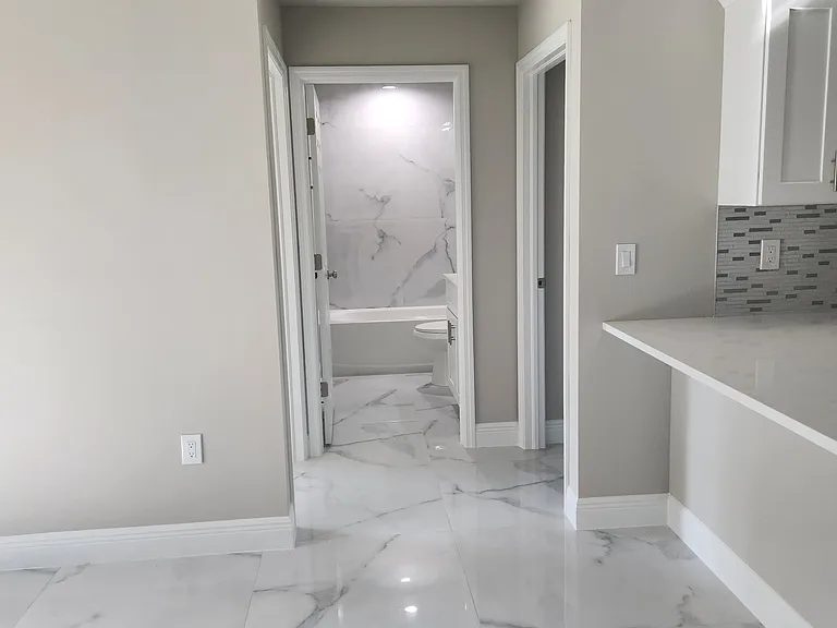 518 Edward Hall Ave S — Photo 5