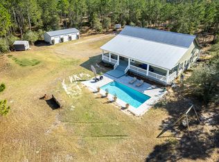 453 Don Graff Rd, Freeport, FL 32439