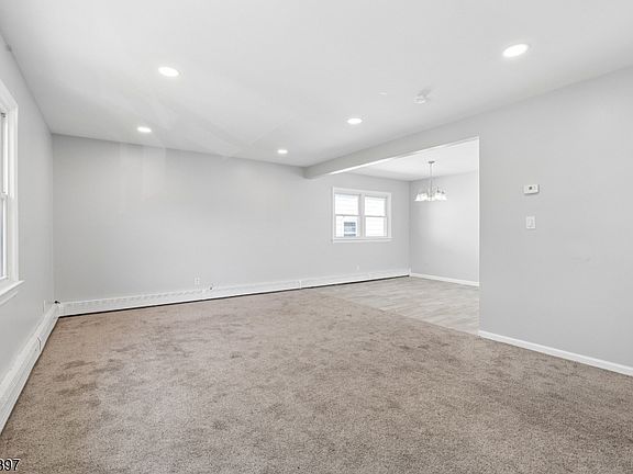 2nd image of 31 Barbara St