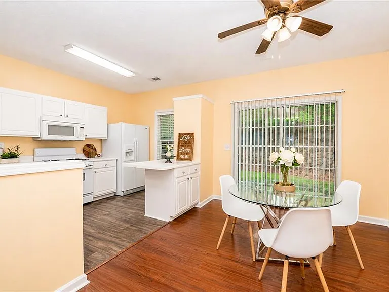 1745 Kilmington Ct — Photo 11