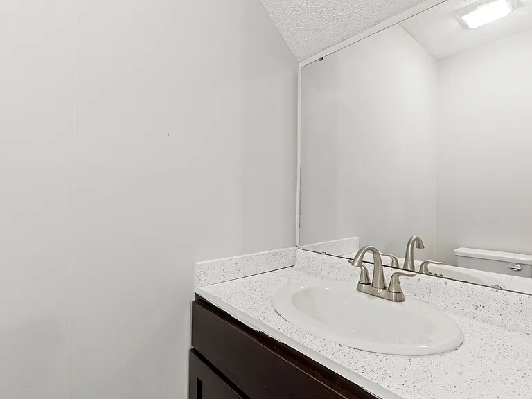 Hampton Harbor Townhomes — Photo 7