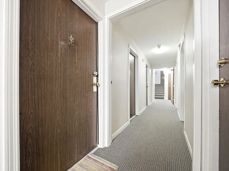 504 River Rd #1F — Photo 1