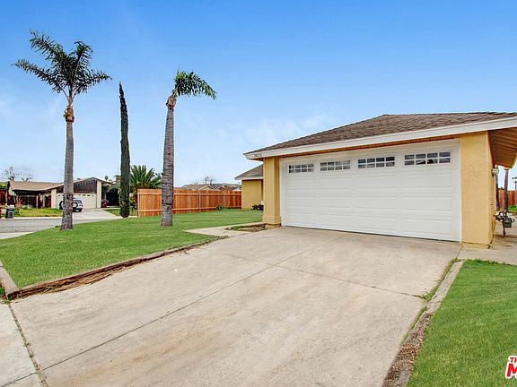 2nd image of 24215 Silverwood Ln