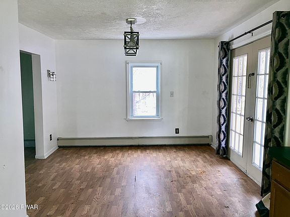 5th image of 1810 Madisonville Rd