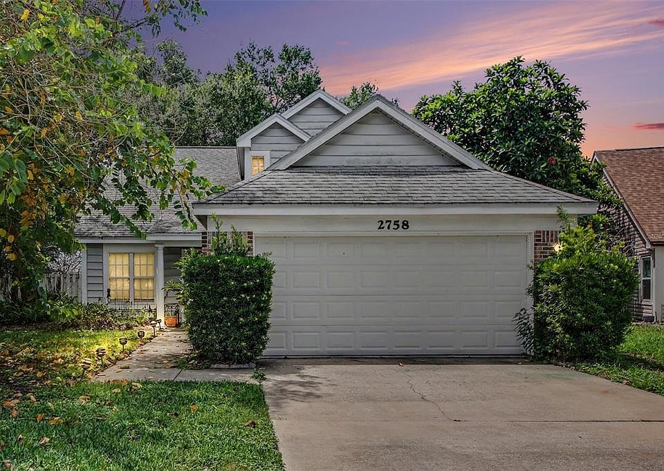 1st image of 2758 Waymeyer Dr