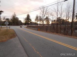 77 Miami Cir, Arden, NC 28704