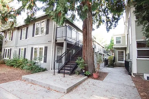 8635 N Leonard St #7 Photo 1 8635 N Leonard St #7 Photo 1