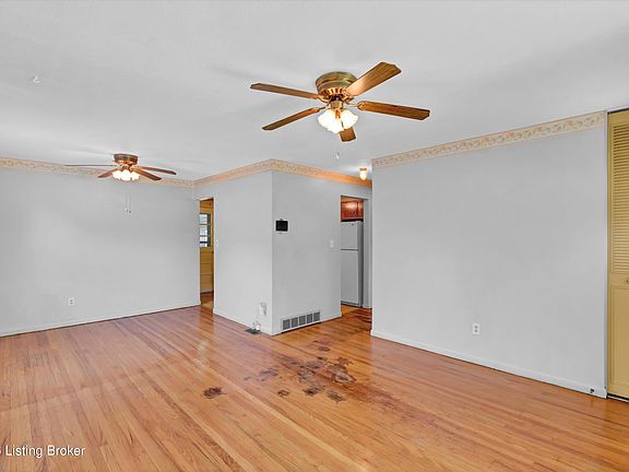 5th image of 5210 Woodhill Ln