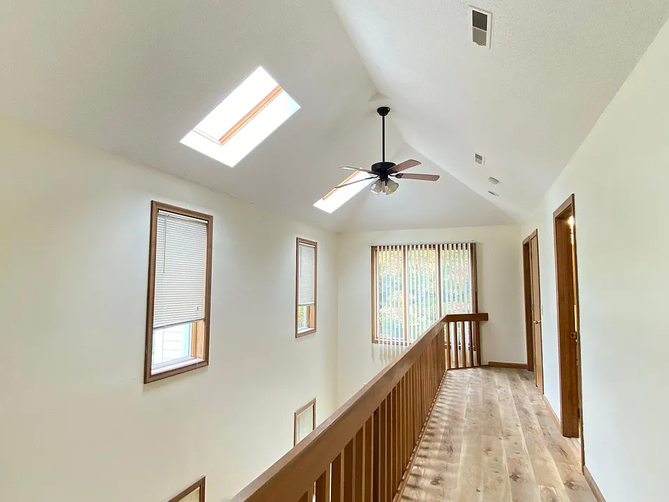2nd floor hall way