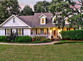 2422 E Revere Pl, Fayetteville, AR 72701