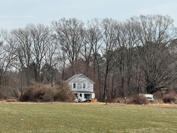 1792 Hacks Neck Rd, Heathsville, VA 22473