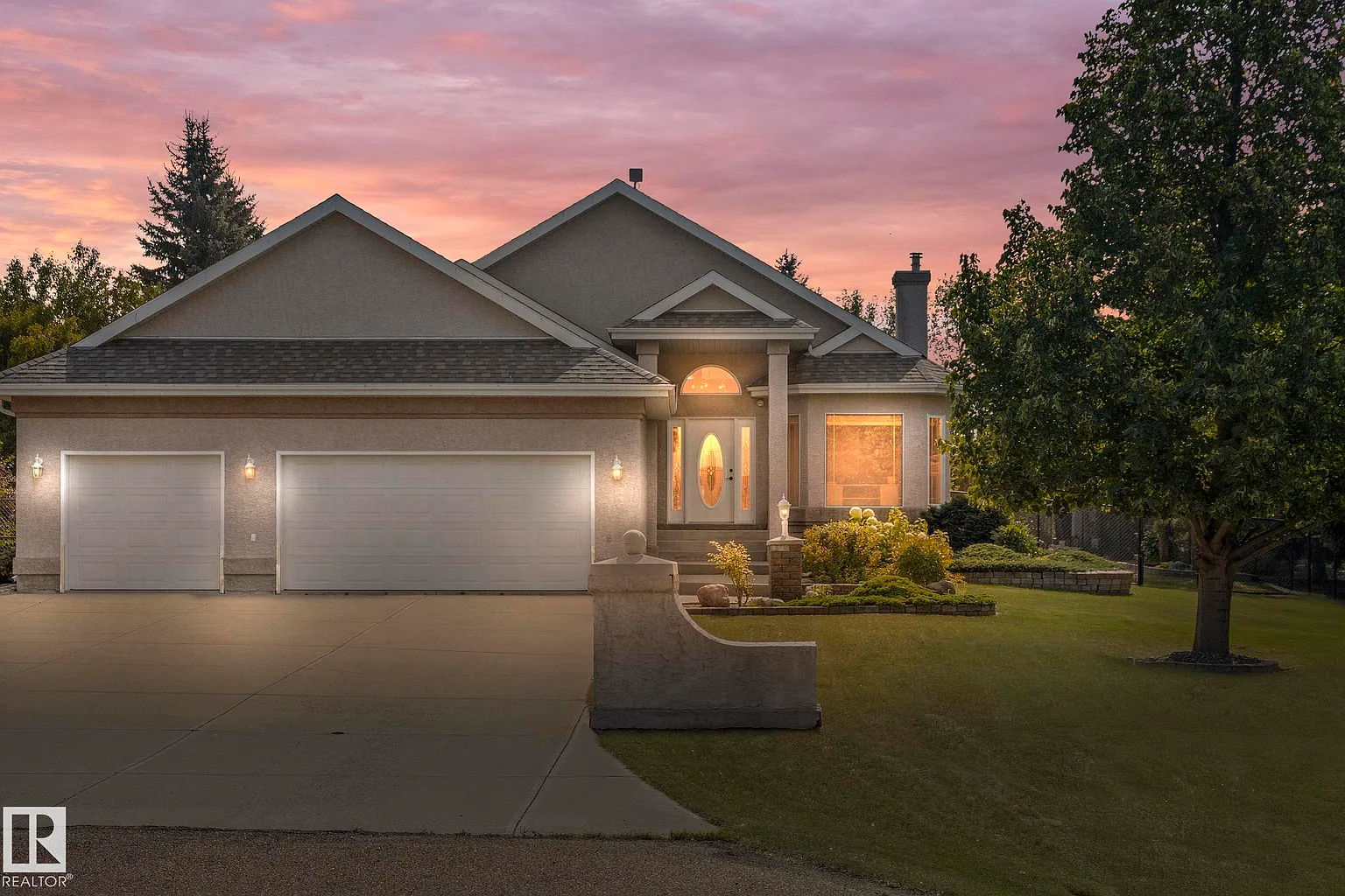 53302 Range Rd #261-66 photo 1