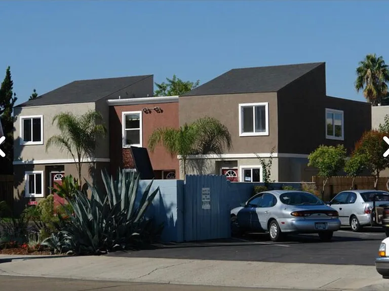 756 S Magnolia Ave #9 — Photo 4
