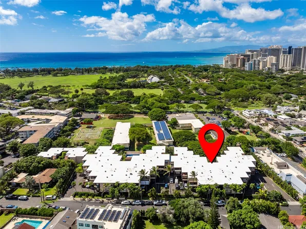 3721 Kanaina Ave APT 308, Honolulu, HI 96815
