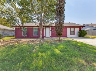 2718 Bobwhite Blvd, Mesquite, TX 75149