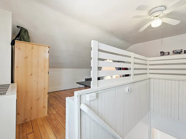 111 Pearl St — Photo 13