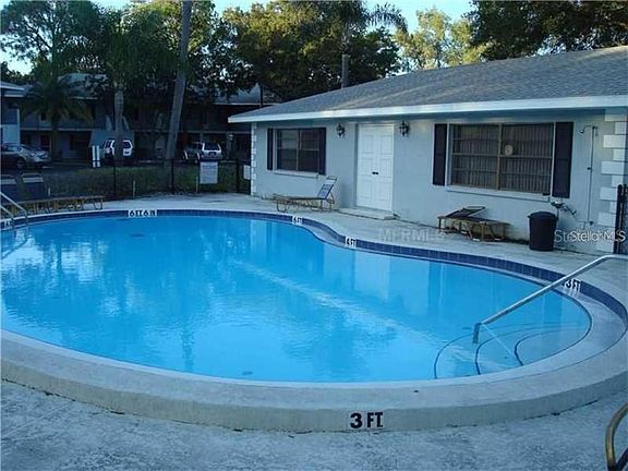 2nd image of 101 Lake Ave NE APT 220