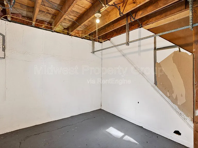 345 Caithness Rd — Photo 21