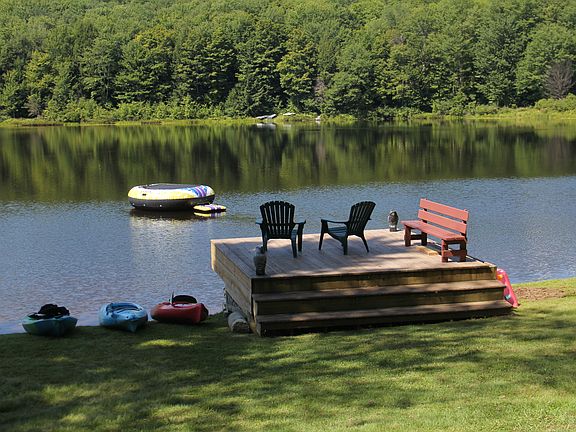 3rd image of 135 Blueberry Dr