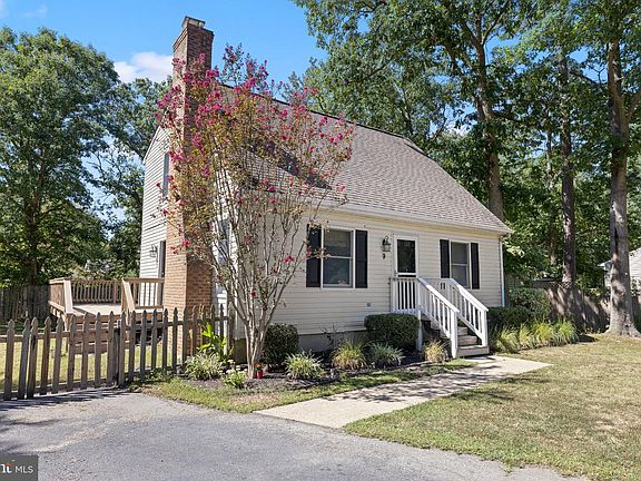 5th image of 9 Ackerman Ct