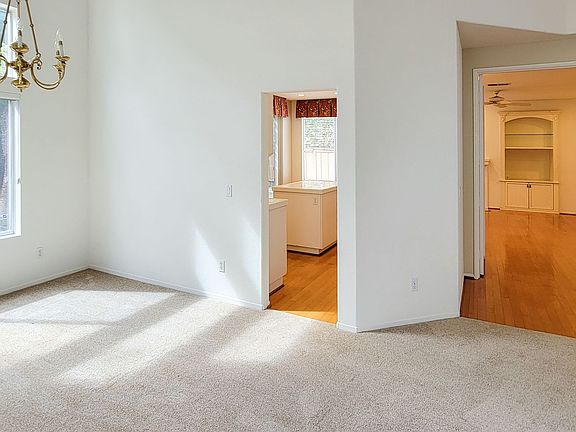 5th image of 12138 Wooded Vista Ln