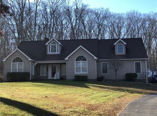 48 Taft Pond Rd, Pomfret Center, CT 06259