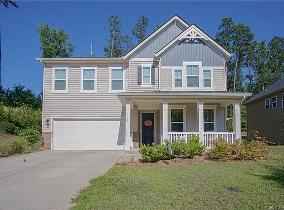 2nd image of 1138 Victoria Blake Ln