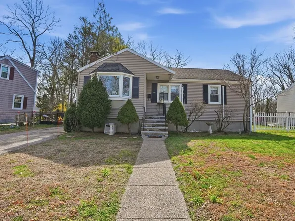 85 Russ St, Randolph, MA 02368