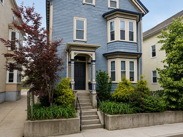 107 Ring St #3 — Photo 1