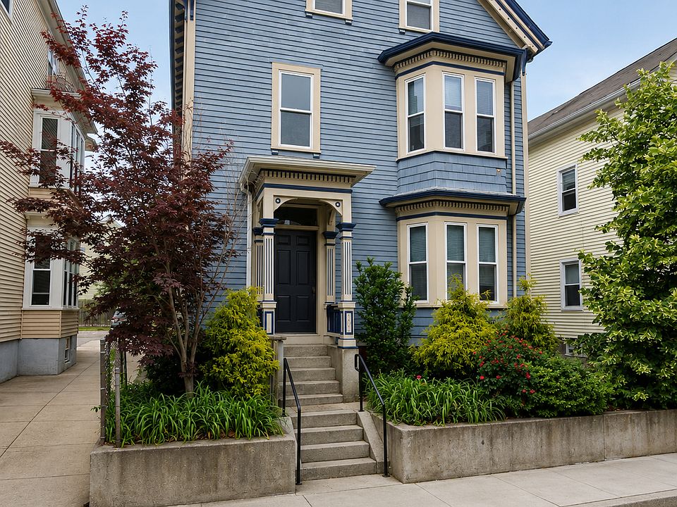 1st image of 107 Ring St #3