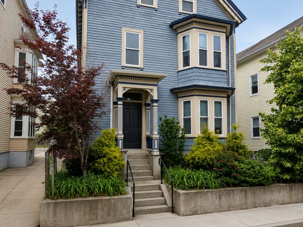 107 Ring St #3